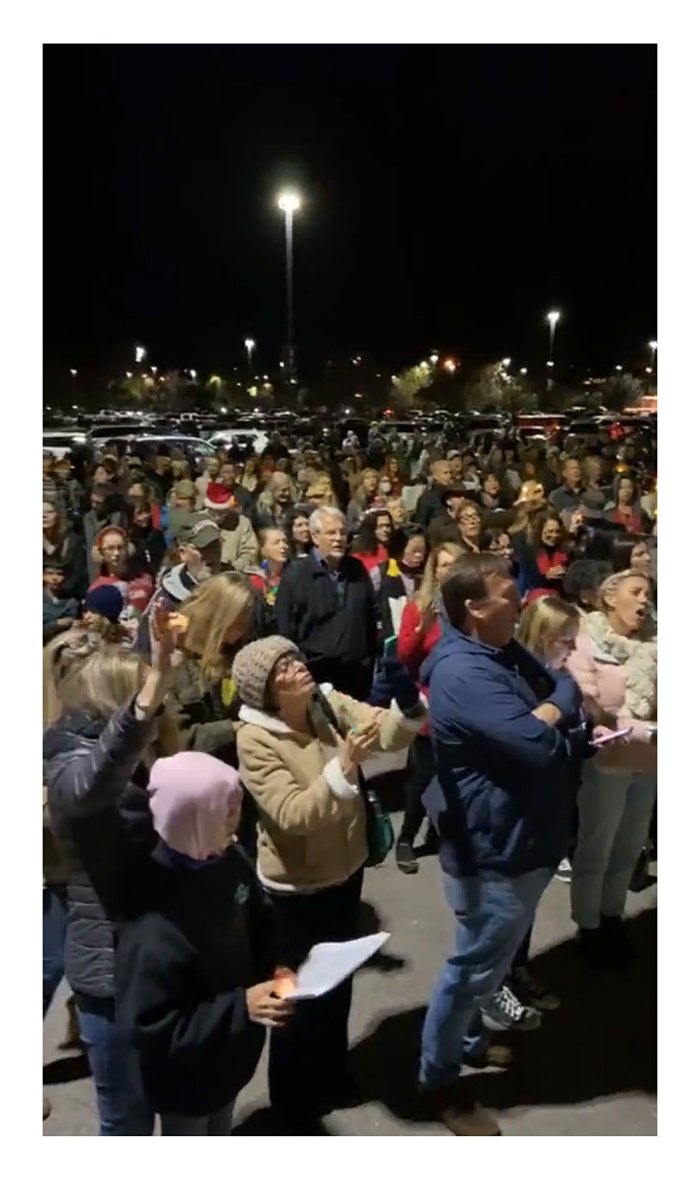 Kirk Cameron Slammed for Hosting Christmas Carol Protest