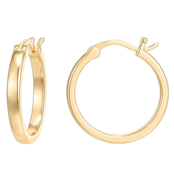 kendall-kylie-jenner-amazon-gold-hoops