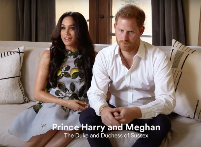 Meghan Markle Stuns in Oscar de la Renta Dress After Announcing Pregnancy: Pics