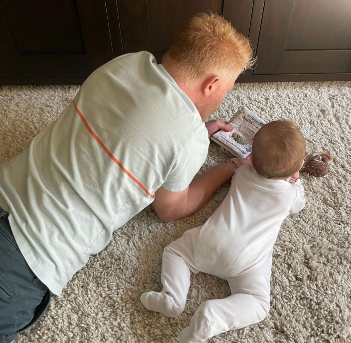 Jesse Tyler Ferguson: I’m ‘Raising My Son Gay Until He Decides He's Straight'
