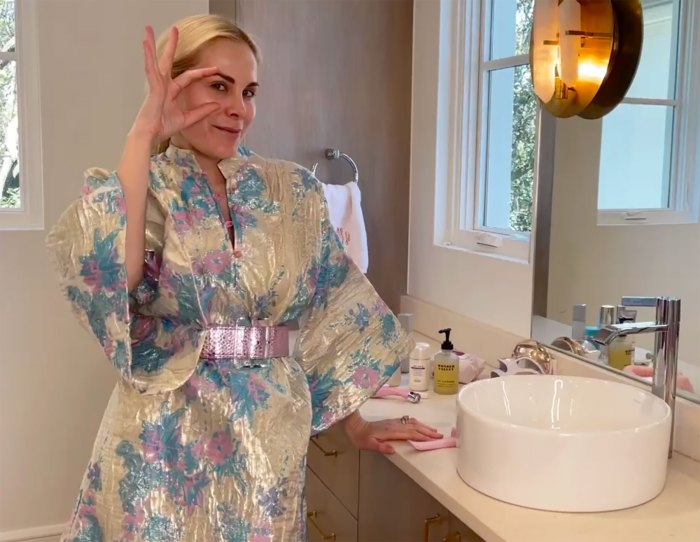 Watch Kameron Westcott’s 11-Product Nighttime Skincare Routine