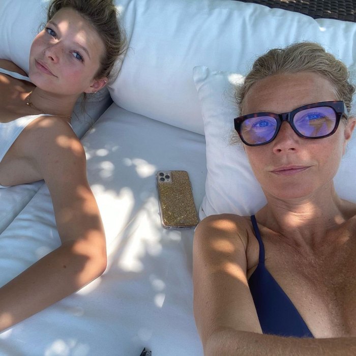 Gwyneth Paltrow Daughter Apple Hilariously Roasts Her Mom Daily Routine