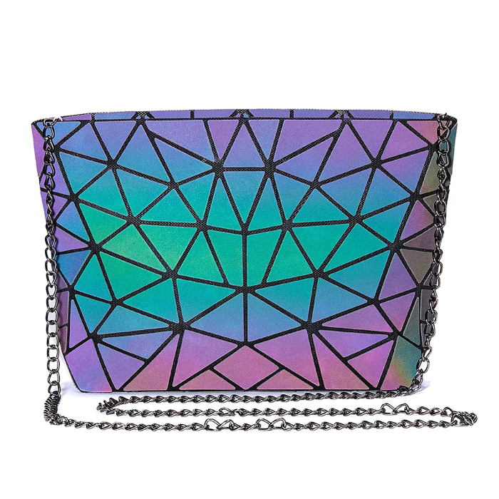 amazon-crossbody-bags-nighttime