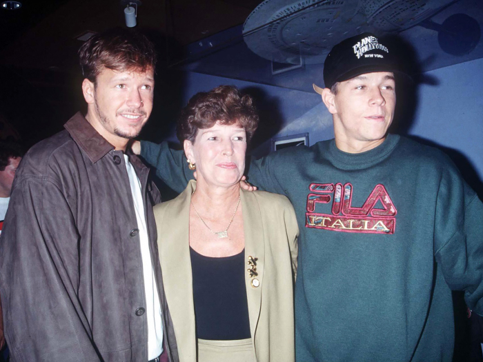 Mark Wahlberg and Brother Donnie Wahlberg Mourn the Death of Their Mother Alma