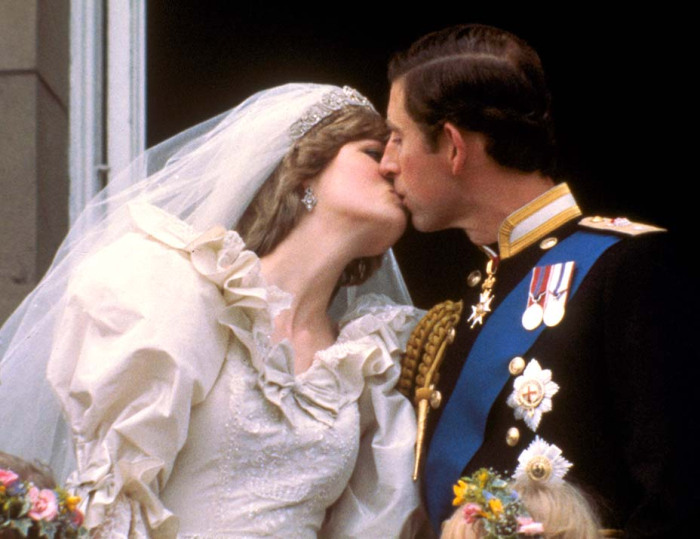Princess Dianas Wedding Dress Is Going on Display — Heres How to See It