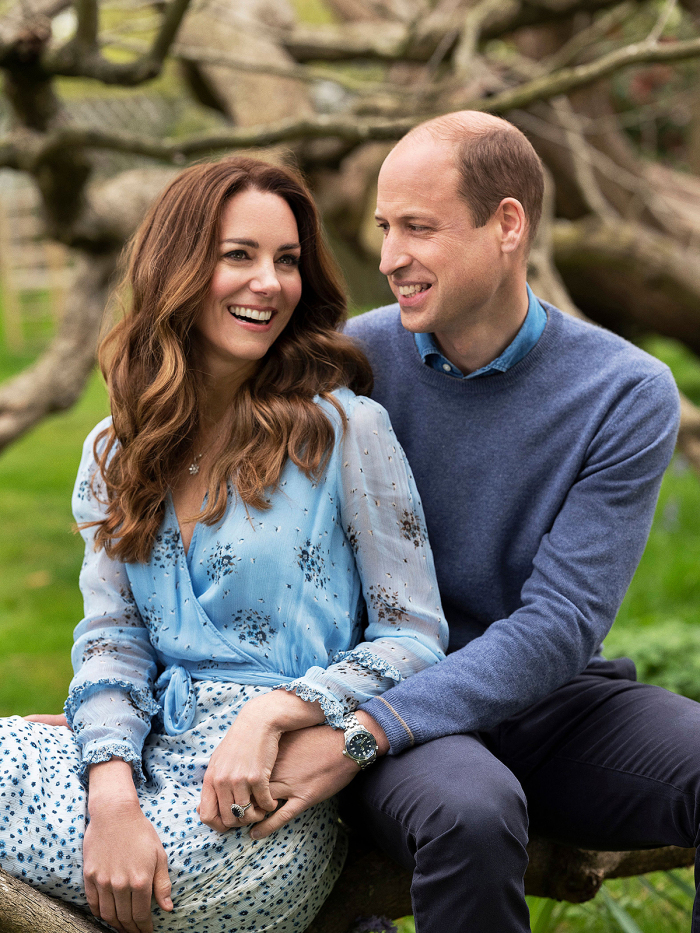 duchess-kate-anniversary-dress1