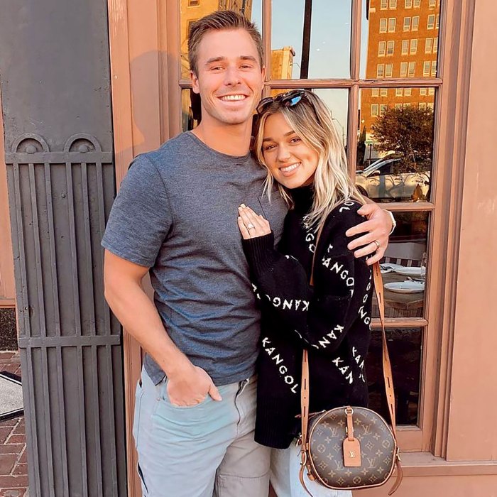 Sadie Robertson Gives Birth 1st Child Welcomes Baby Girl With Husband Christian Huff
