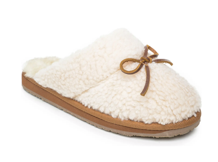 Minnetonka-Flurry-Scuff-Faux-Fur-Slipper