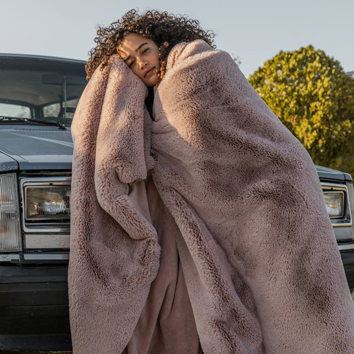 nordstrom-anniversary-sale-marshmallow-blanket