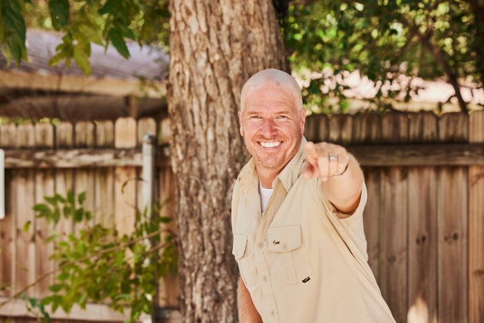 Whoa! Chip Gaines Looks Unrecognizable After Shaving His Hair: ‘That Is a Bald Head’