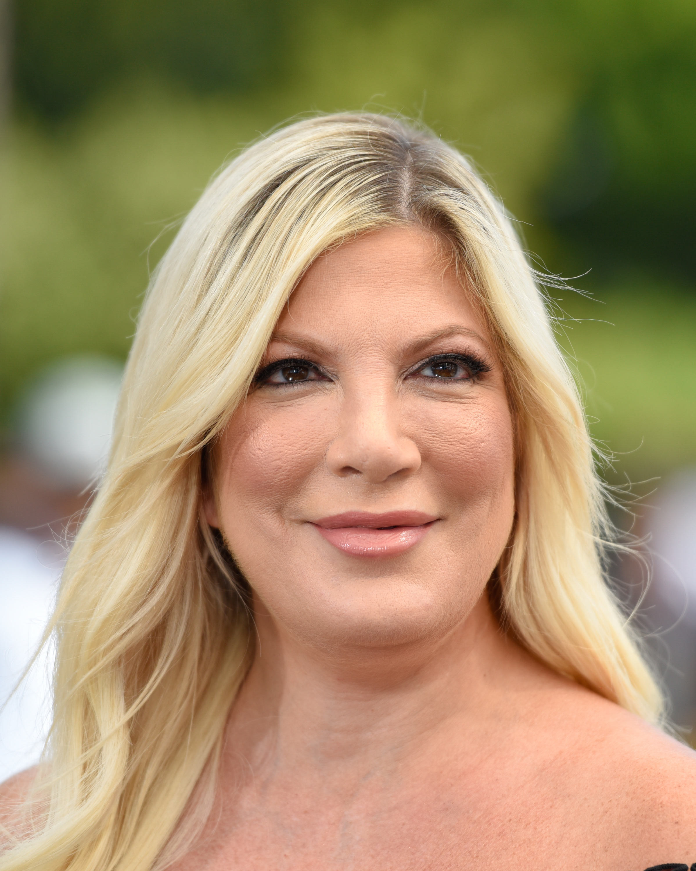 Tori Spelling then and now: Photos of her transformation through 2021