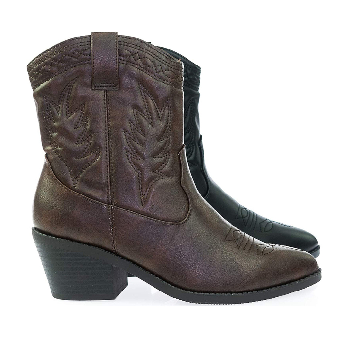fall-boots-cowboy