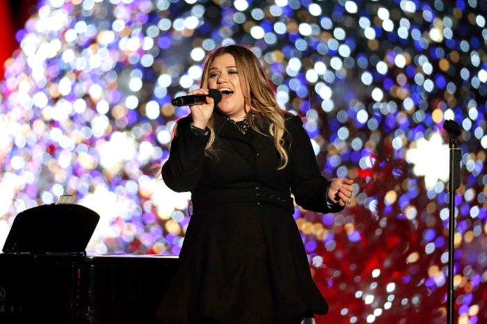 Kelly Clarkson Drops New Song “Christmas Isn’t Canceled (Just You)” After Brandon Blackstock Split
