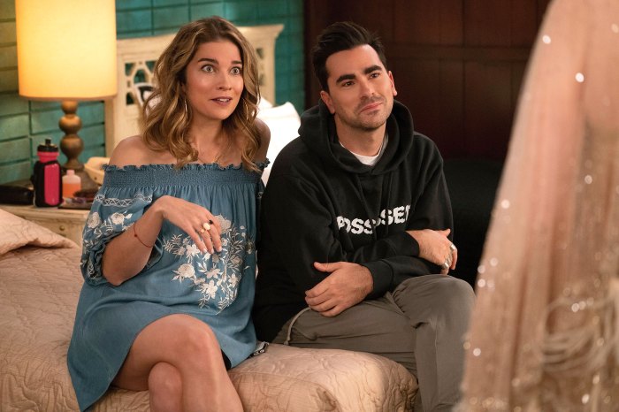 Annie Murphy Recalls Doing Mental ‘Spring Cleaning’ After ‘Schitt’s Creek'