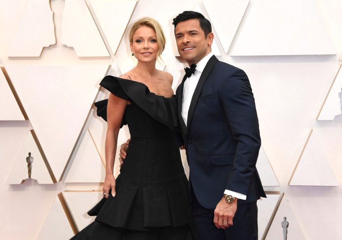 Kelly Ripa Insists Husband Mark Consuelos Doesn’t Wear Eyeliner 2