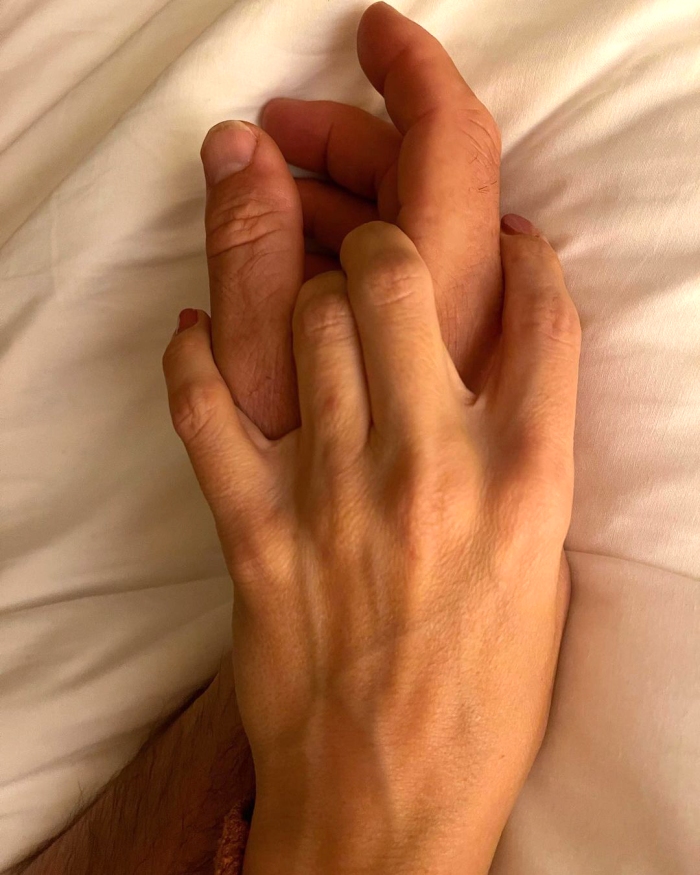 Hilaria Baldwin Supports Husband Alec After 1st On-Camera Appearance Since ‘Rust’ Shooting: ‘I’m Here’