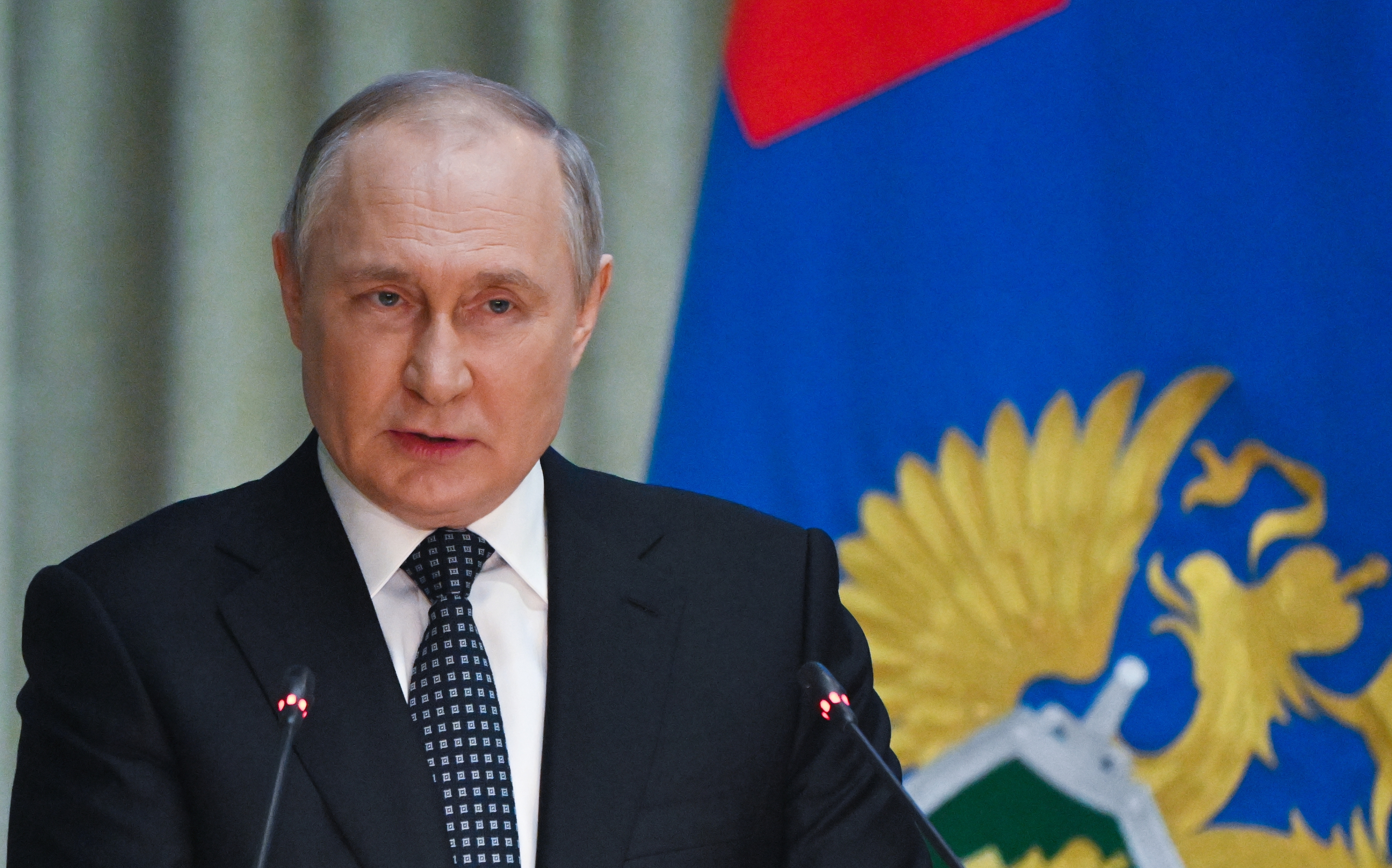 Vladimir Putin will undergo surgery for cancer, it has been claimed