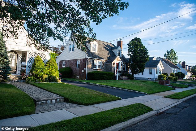 All of the top 15 wealthiest counties in America are earning more than $100,000 a year, with the top two getting an average of $147,111 and $146,922