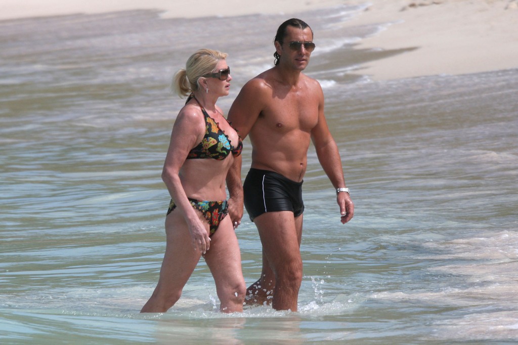 Ivana and Rossano Rubicondi married in 2008.