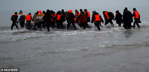 English Channel dinghy crossings advertised by people smugglers on TikTok,  probe shows | Daily Mail Online