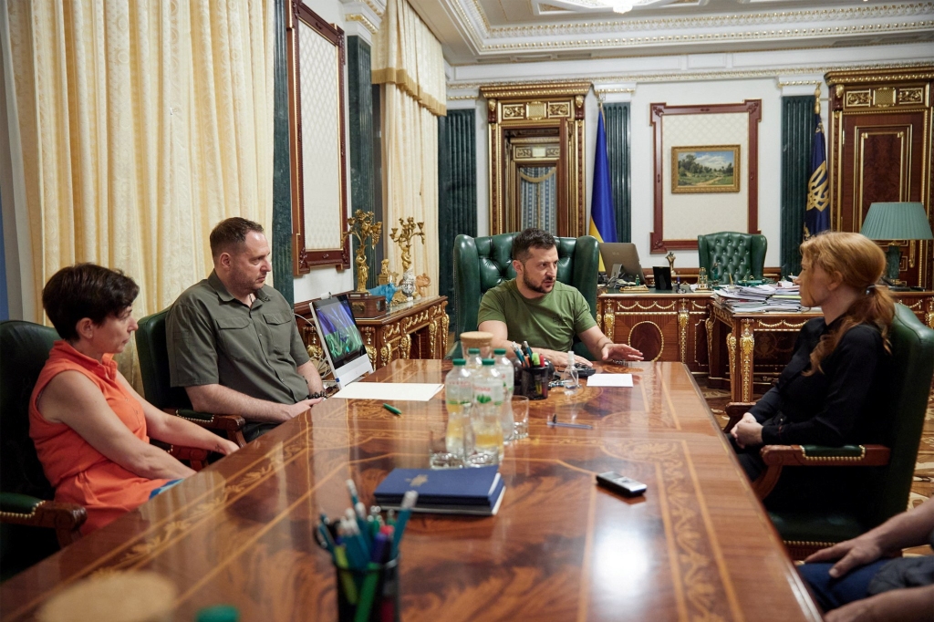 Hollywood actor Jessica Chastain attends a meeting with Ukraine's President Volodymyr Zelenskiy, as Russia's attack on Ukraine continues, in Kyiv, Ukraine August 7, 2022.  