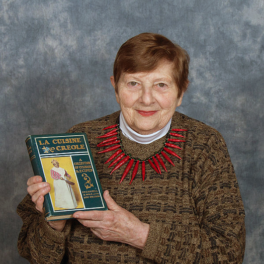 Janice Longone, chronicler of US culinary history, dies