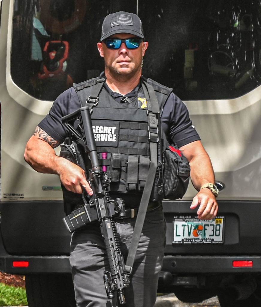 A member of the Secret Service is seen in front of the home of former President Donald Trump at Mar-A-Lago in Palm Beach, Florida on August 9, 2022.