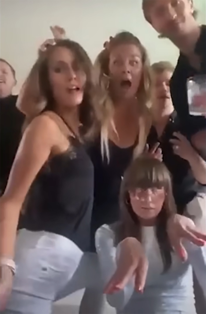 Finnish PM Sanna Marin partying with friends.