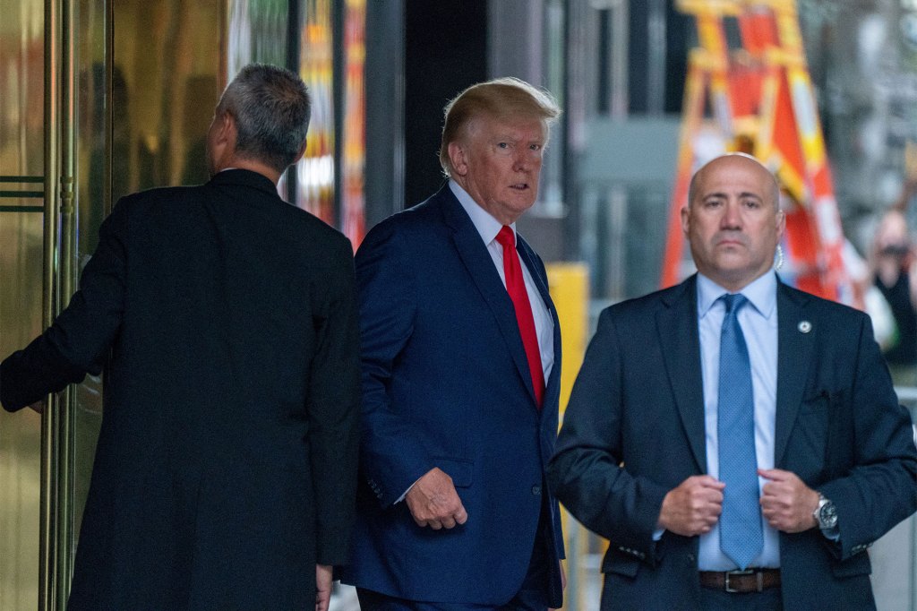 One of Donald Trump's picks to review Mar-a-Lago docs was agreed upon by the feds Monday.