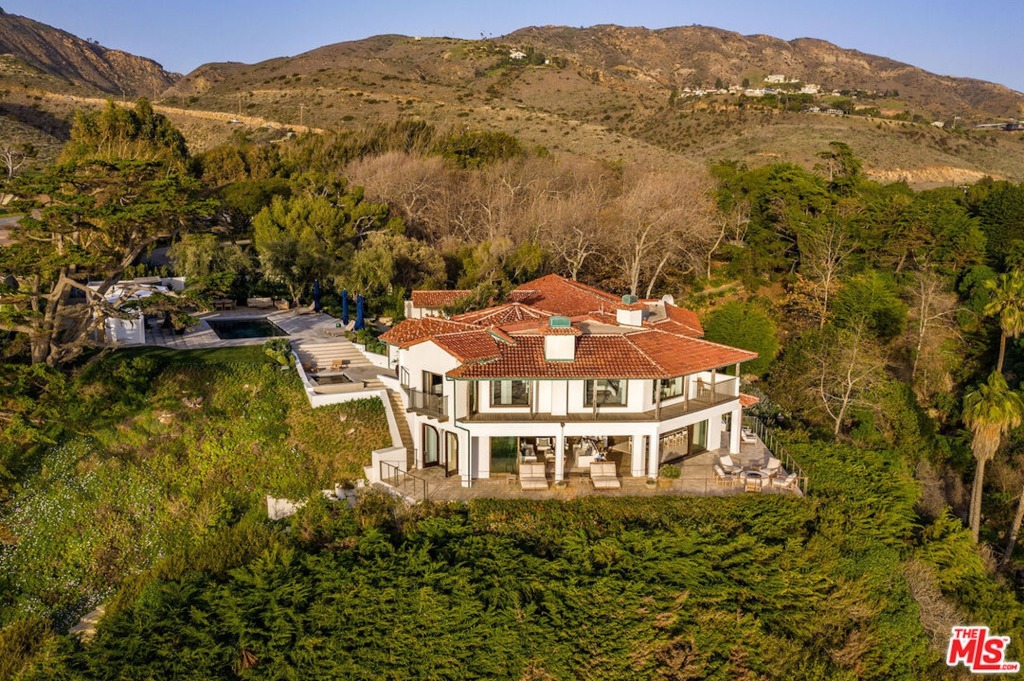 The home spans 7,450 square feet.