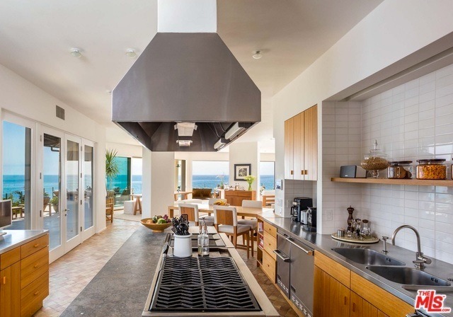The kitchen.